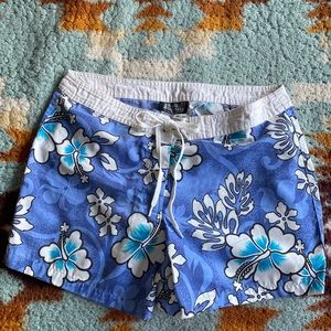 Island imports vintage beach shorts